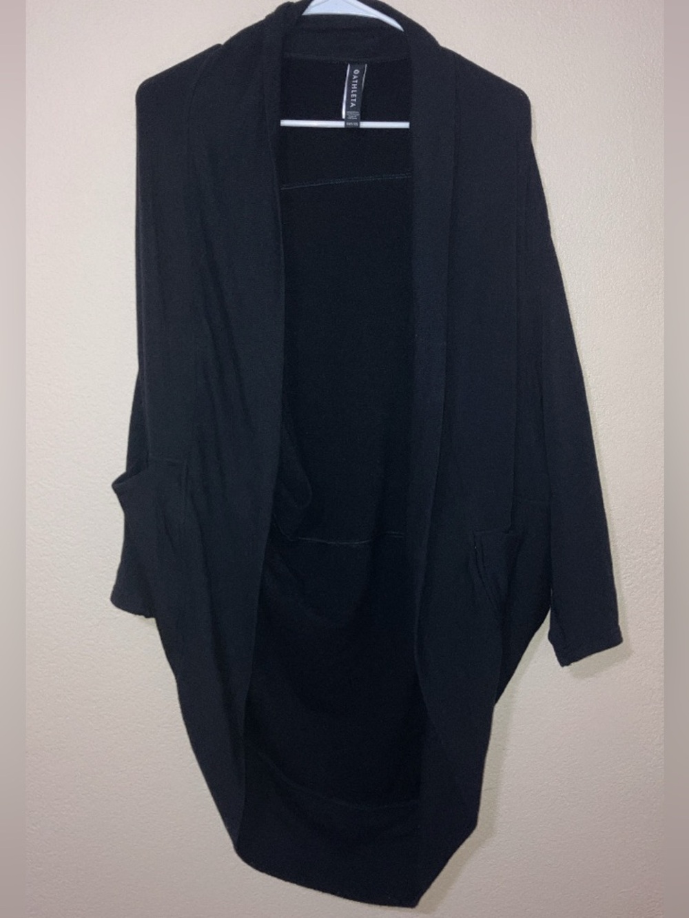 Athleta Black Ethereal Cocoon Wrap - Picture 4 of 5